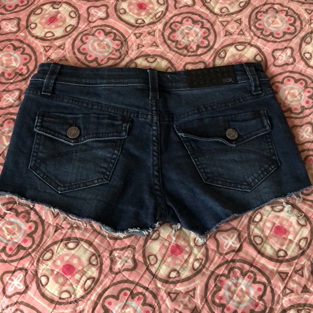 Shorts - Picture 2 of 5